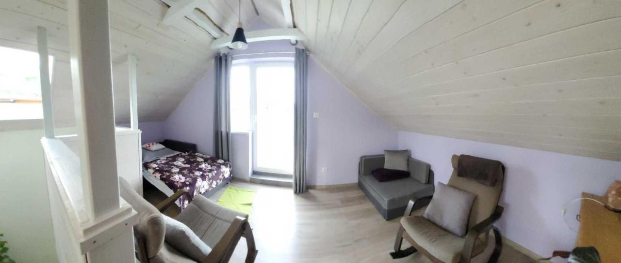 Za Plotem Ferienhaus *